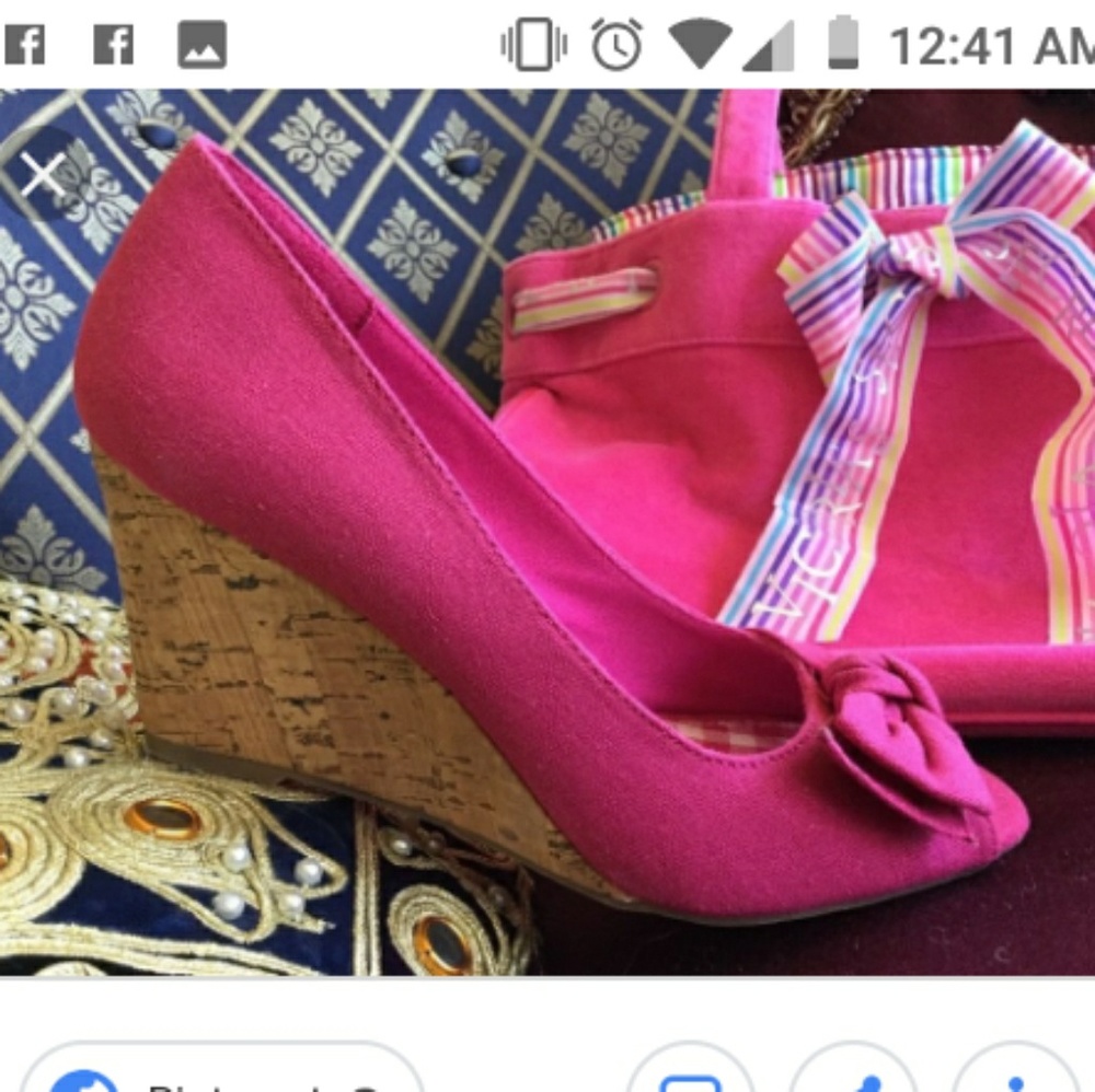 Womans wedges